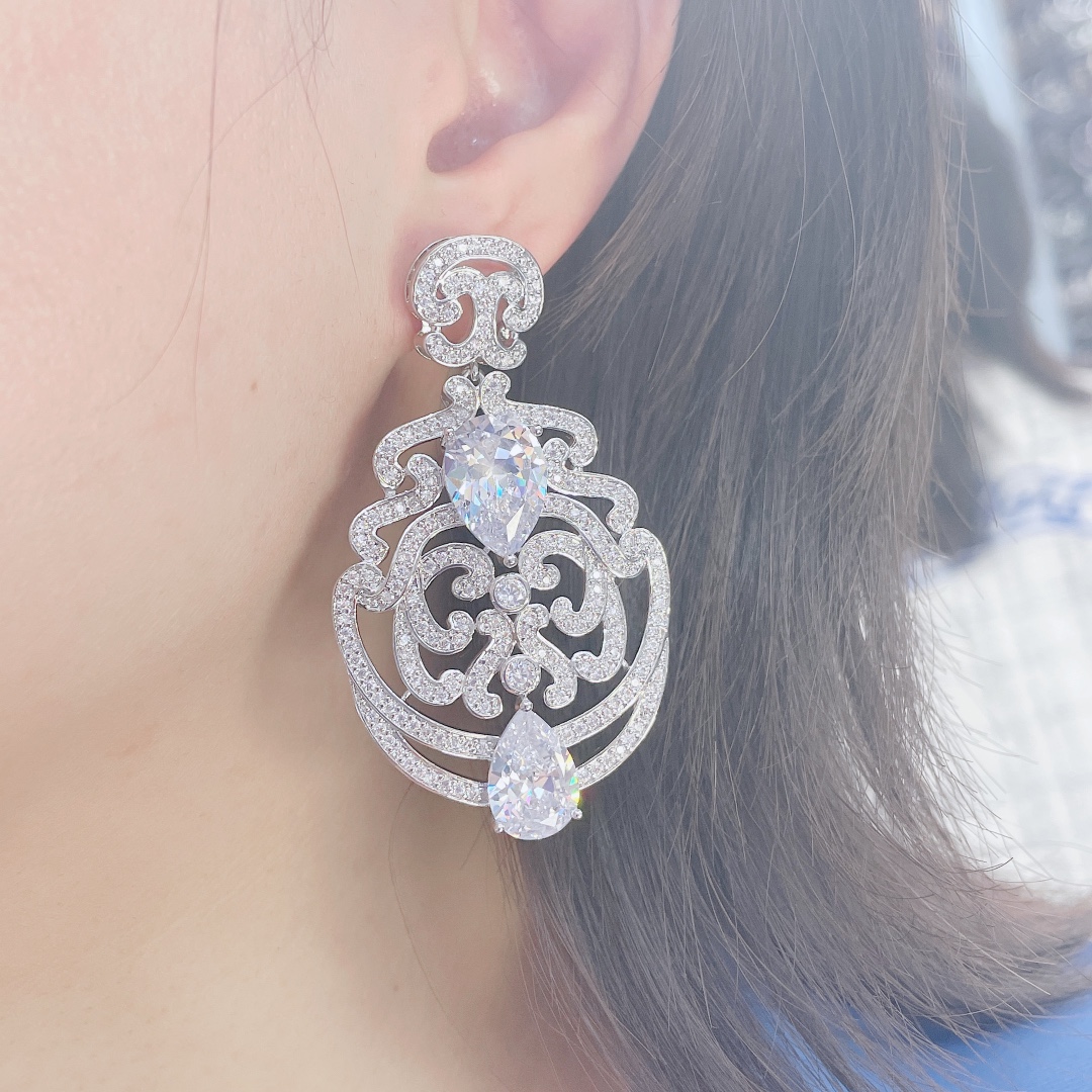 Geometrik Dangle Küpe Kadınlar - Ethnic Fashion India incelemesi ve fiyatı
